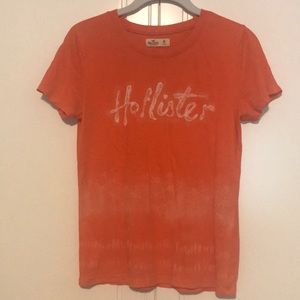Hollister graphic tee